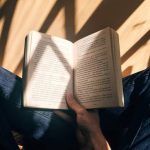 ورزش برای ذهن؛ چگونه کتاب خواندن به سلامت روان و افزایش طول عمر کمک میکند؟